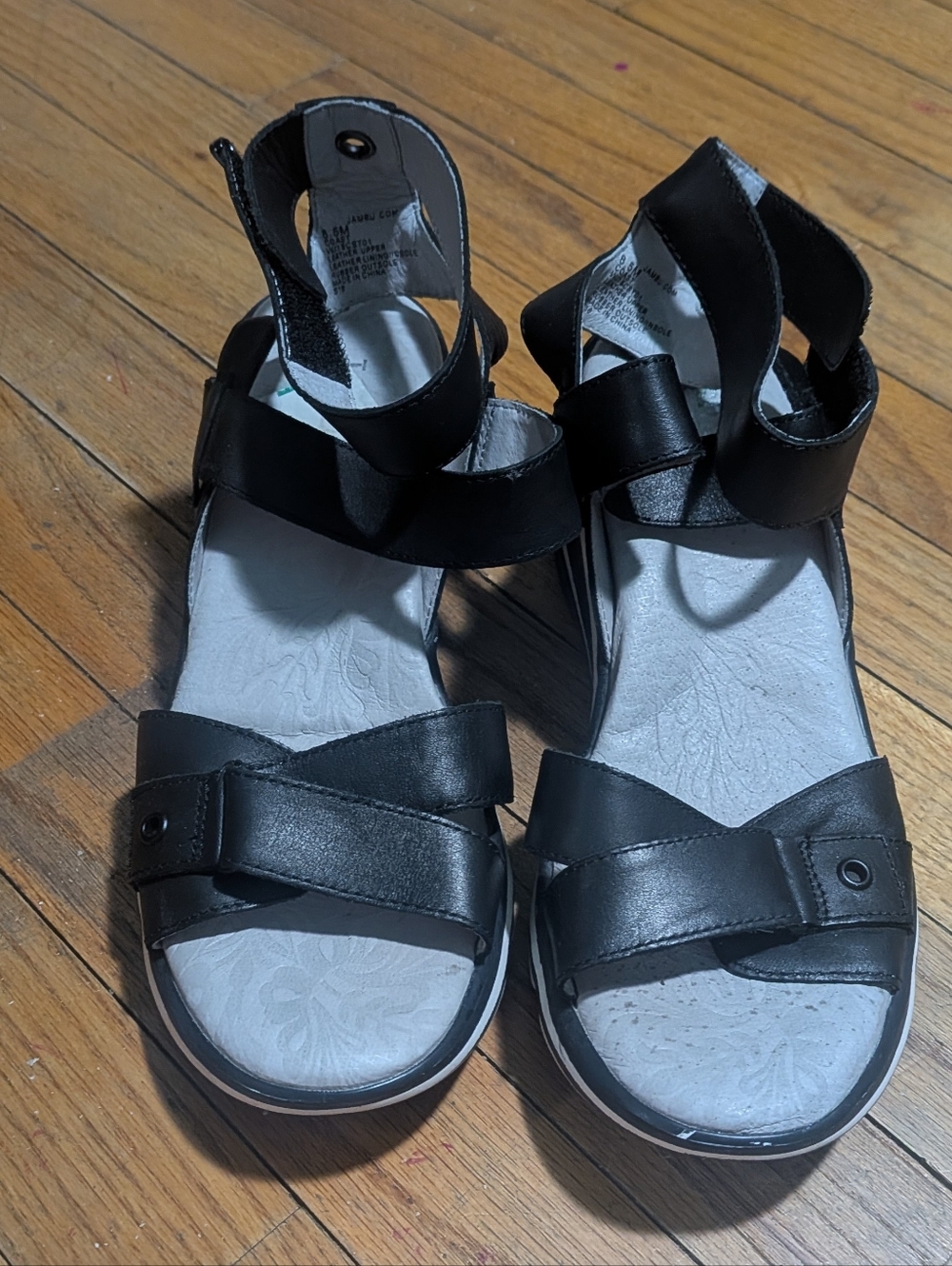 Jambu Women’s Black Ankle Strap Sandals Size 8.5